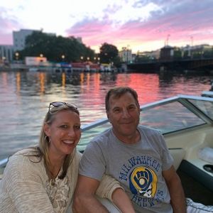 Meet your Posher, Sandy